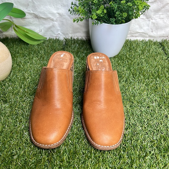 MADEWELL The Carey Mule  tan leather Size  6 Brand gently worn - Picture 16 of 16